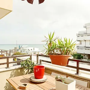 Airport Seaview Appartement